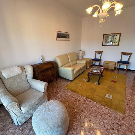 Vila Ca Tea Lavagna Exteriér fotografie